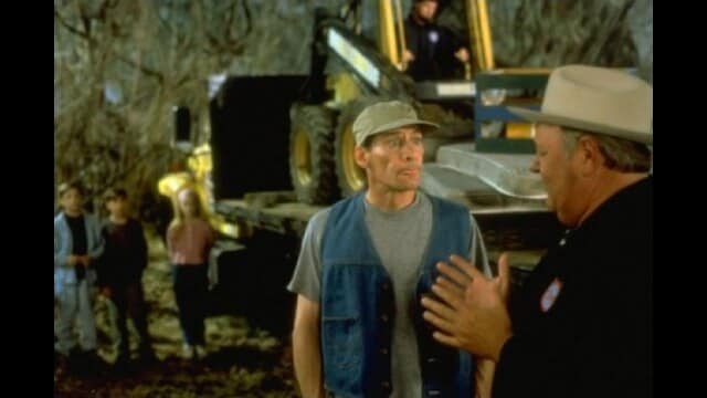 アーネスト モンスターと戦う!